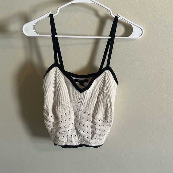 Crochet top - Picture 1 of 1